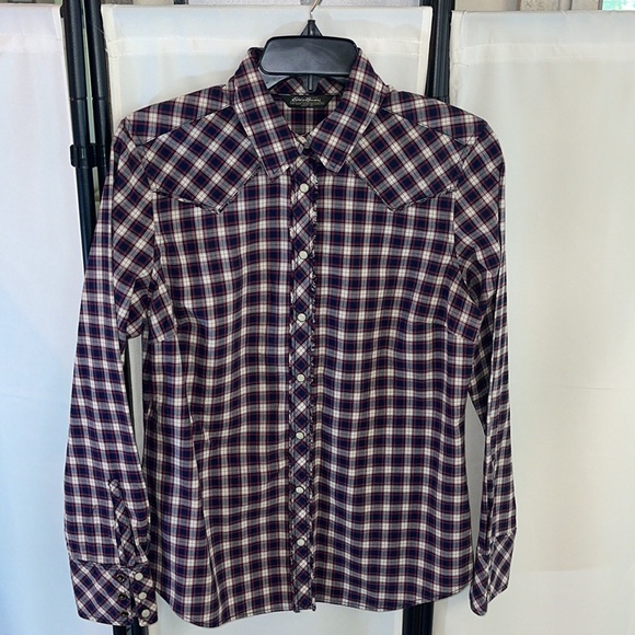 Eddie Bauer Top Checkered Pattern Snap Closure Size Medium - Picture 12 of 17
